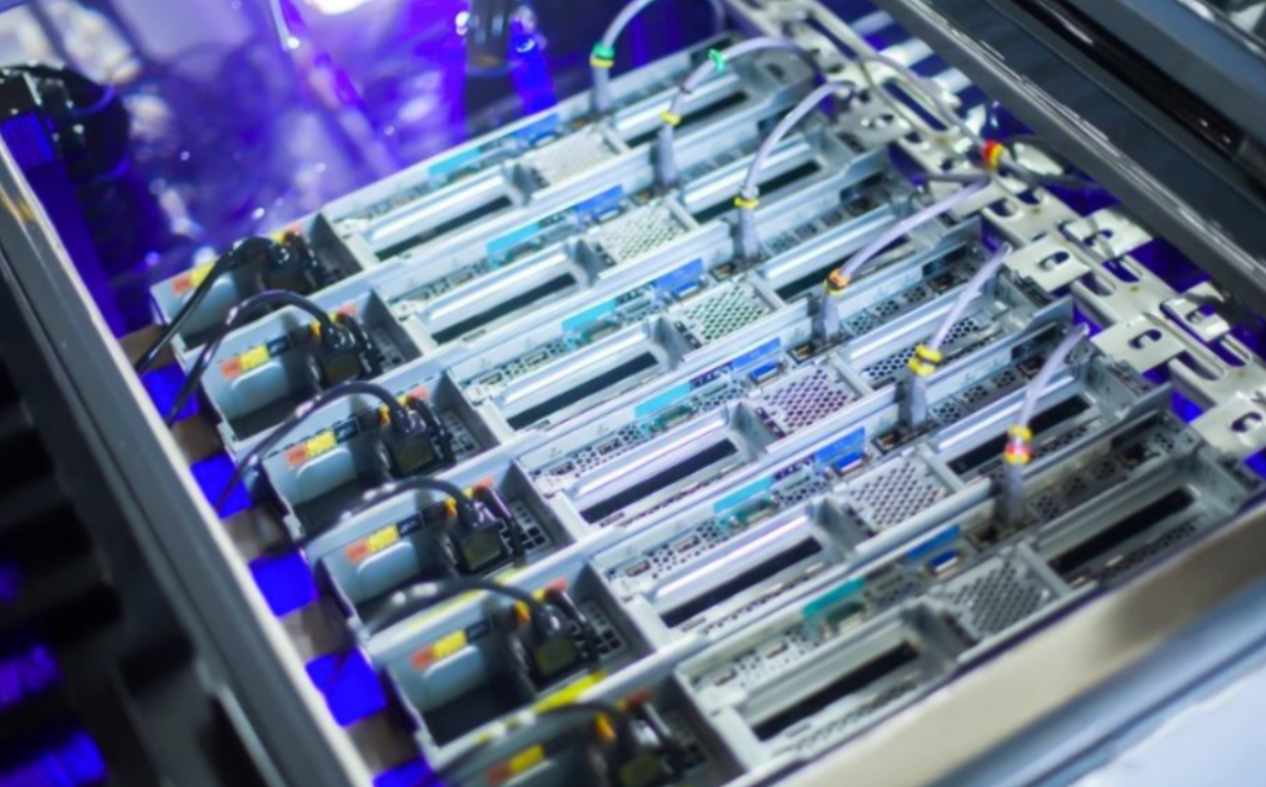 Принципиальная схема погружного жидкостного охлаждения: