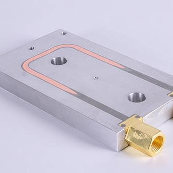 10 важнейших факторов проектирования высокопроизводительных охлаждающих пластин