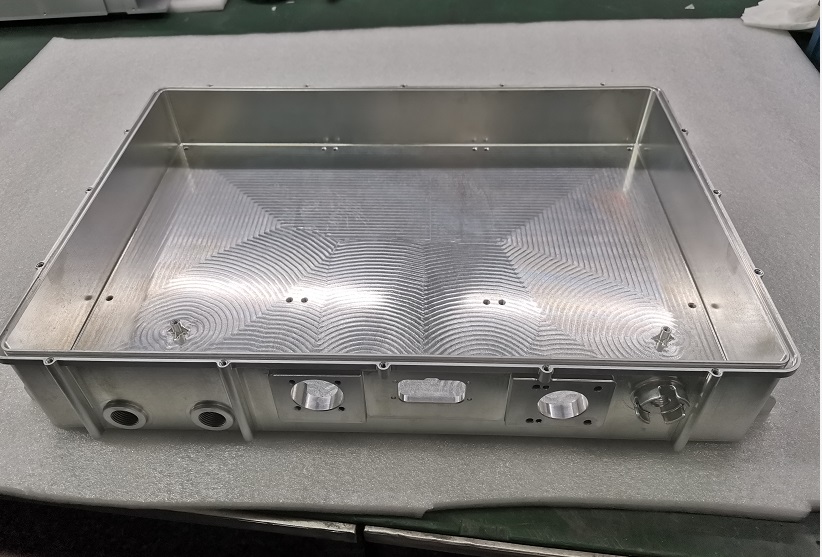 радиатор с холодной пластиной