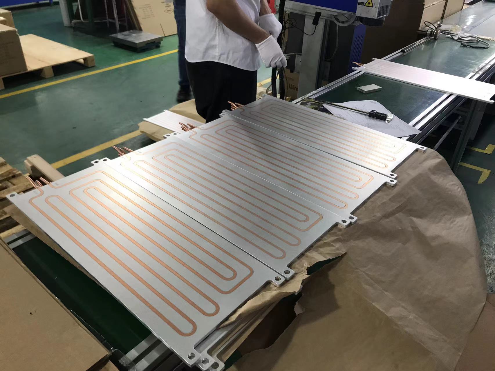 liquid cold plate жидкая холодная пластина