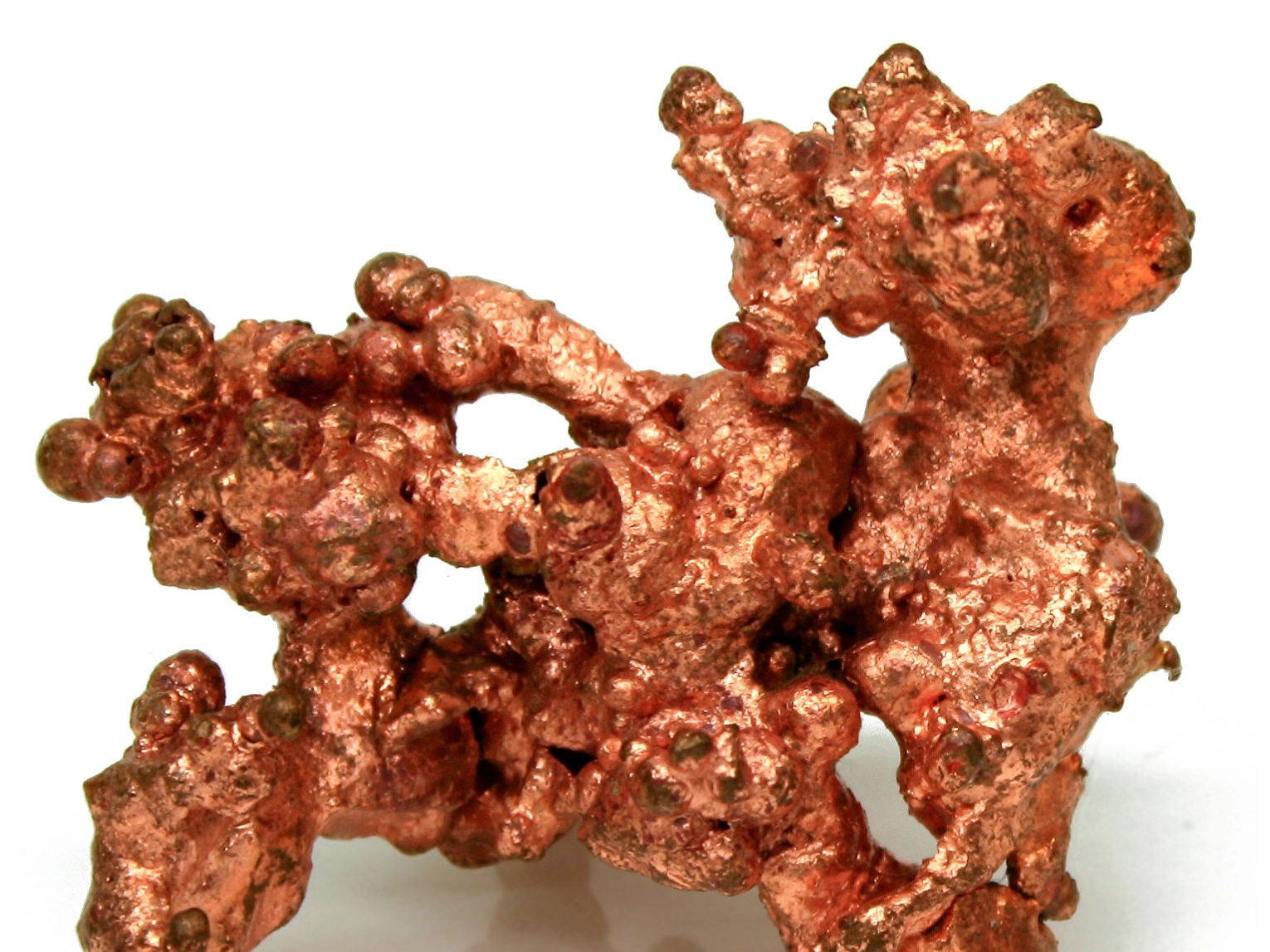 Медь или алюминий? Поиск оптимального соотношения цены и производительности в 2025 году