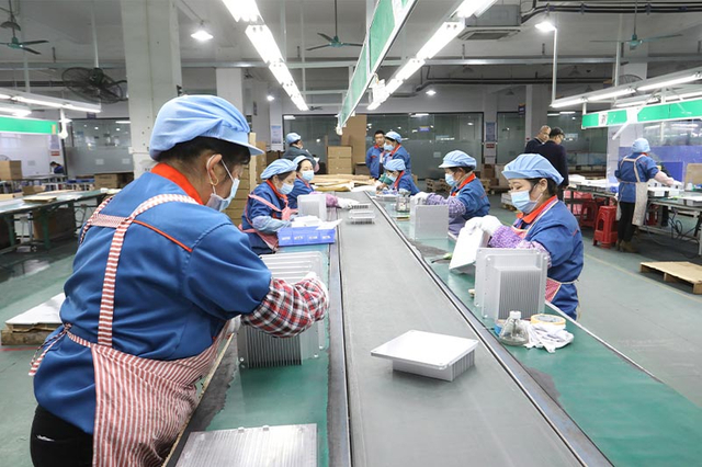 Жидкая холодная пластина