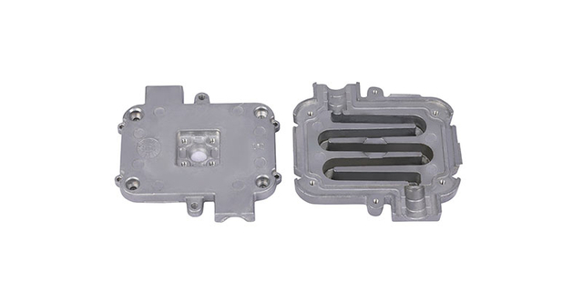 Тепловая охлаждающая пластина